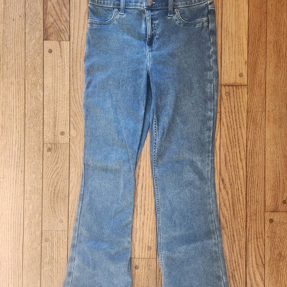 Aerie Pull On Baby Flare Jeans - Size Small (fits size 4 & 6) - Picture 2 of 6